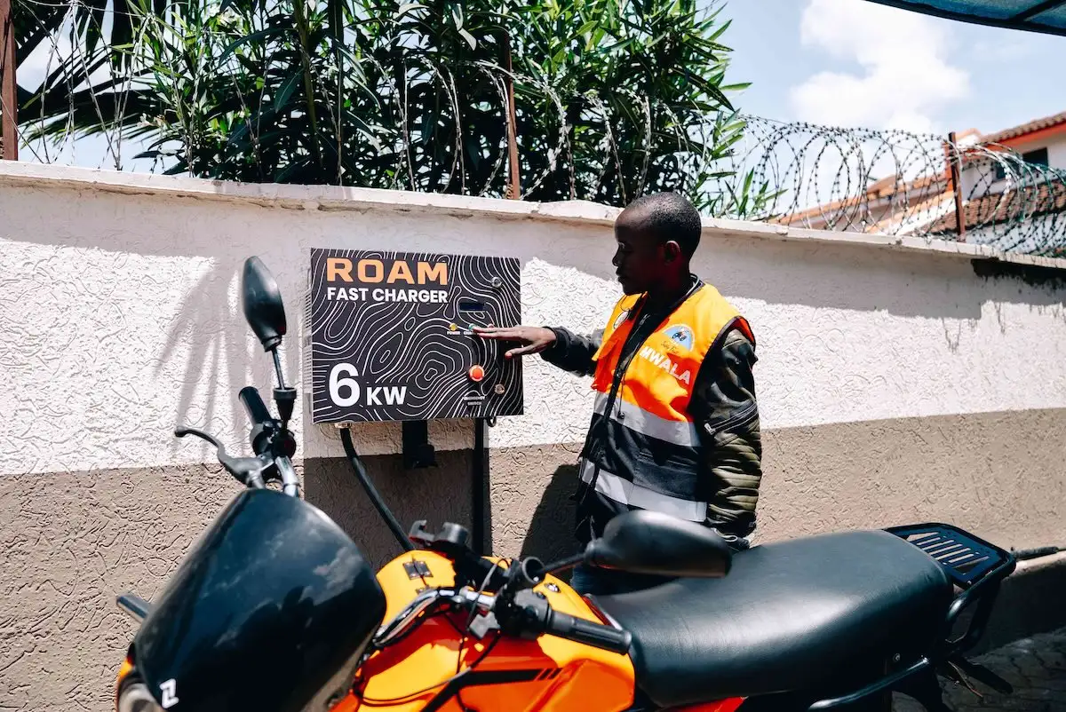 Roam Fast-Charging point